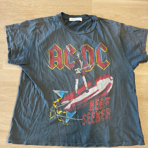 Daydreamer AC/DC Heat Seeker T-Shirt - Grey and Red - Picture 1 of 4